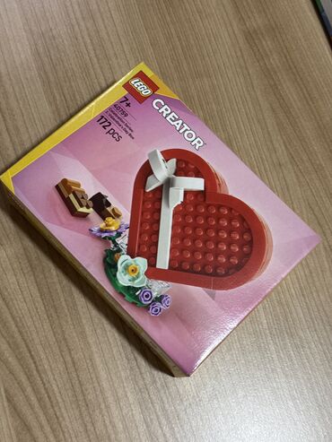 Игрушки: Lego CREATOR 

Celebration Series:
Valentine's Day Box

172 pcs