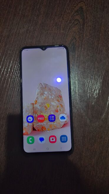 скупка оперативная память: Samsung Galaxy A20, 64 ГБ, цвет - Черный, 2 SIM
