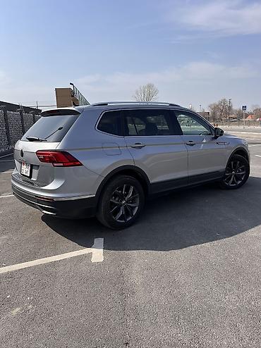 tiguan: Volkswagen Tiguan: 2023 г., 2 л, Автомат, Бензин, Кроссовер — 4
