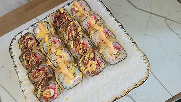 Готовые блюда, кулинария: Пицца ручной работы от 300 и выше - Тесто: классическое дрожжевое — 24