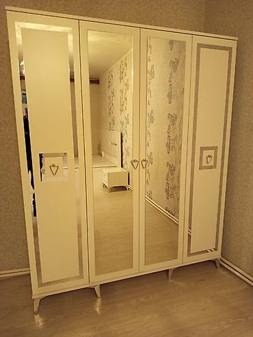 Yeni, 4 qapılı, Güzgülü, Ağ, Açılan, Düz dolab lalafo.az -da Yeni, 4 qapılı, Güzgülü, Ağ, Açılan, Düz dolab