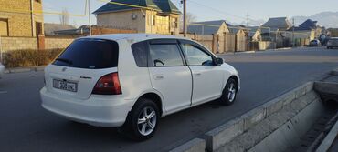 Honda: Honda Civic: 2001 г., Хэтчбэк — 3