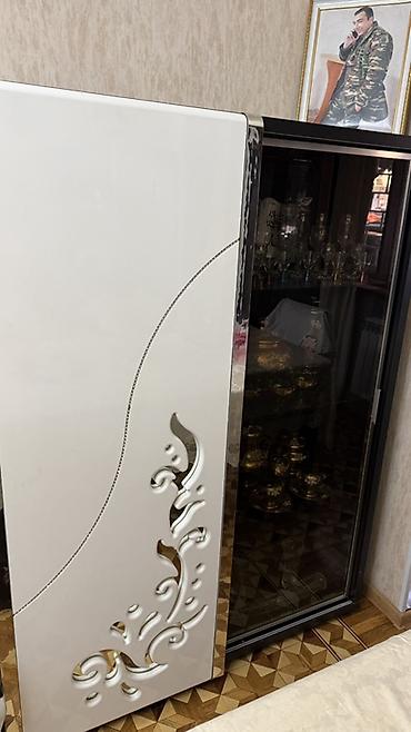 divar paneli: Qonaq otağı üçün mebel dəsti - Rəng: qara-ağ kombinasiyası, xrom — 2