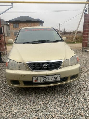 Toyota: Toyota Gaia: 2001 г., 2 л, Автомат, Бензин, Минивэн