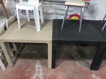 plastik stol stul qiymetleri: Toxunma masalar və oturacaqlad 90x90 masa 155 azn 15x90 masa 220 azn