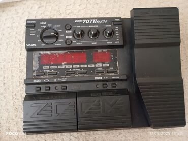 Zoom 707