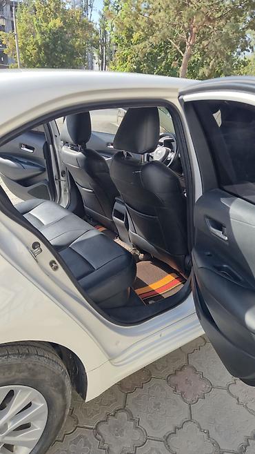 byd e5 2020: Toyota Corolla: 2021 г., 1.8 л, Вариатор, Гибрид, Седан — 10
