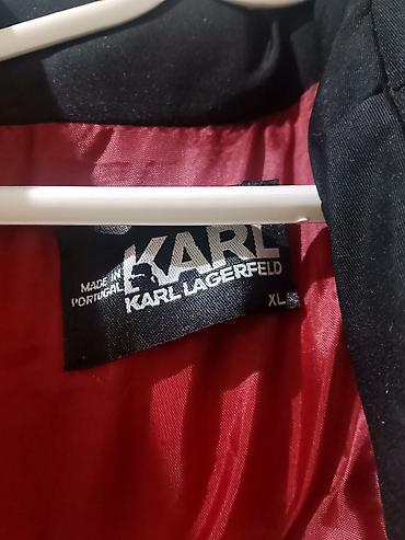 Prsluci: Prsluk Karl Lagerfeld, bоја - Crna — 2