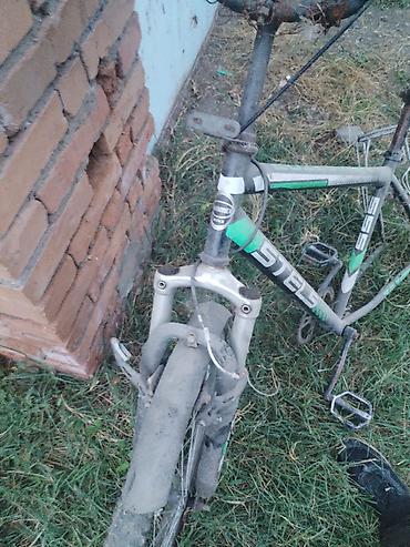 işlənmiş velo: Məhsul: Stealth/Navigator yazılı şəhər/dağ tipli velosiped şassi və — 2