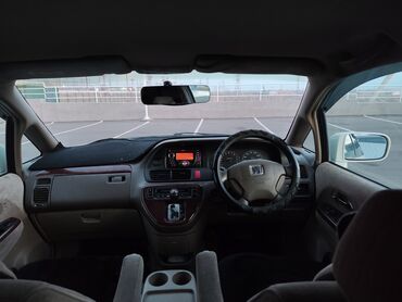 Honda: Honda Odyssey: 2001 г., 2.3 л, Автомат, Газ, Минивэн at lalafo.kg — 12 Honda: Honda Odyssey: 2001 г., 2.3 л, Автомат, Газ, Минивэн — 12