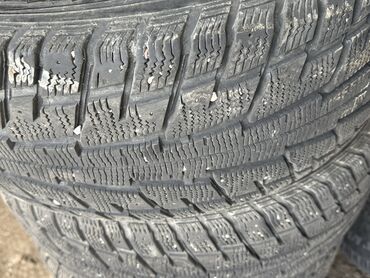 volkswagen диски: Шины 235 / 55 / R 18, Зима, Б/у, Комплект, Внедорожные (АТ/МТ), Bridgestone