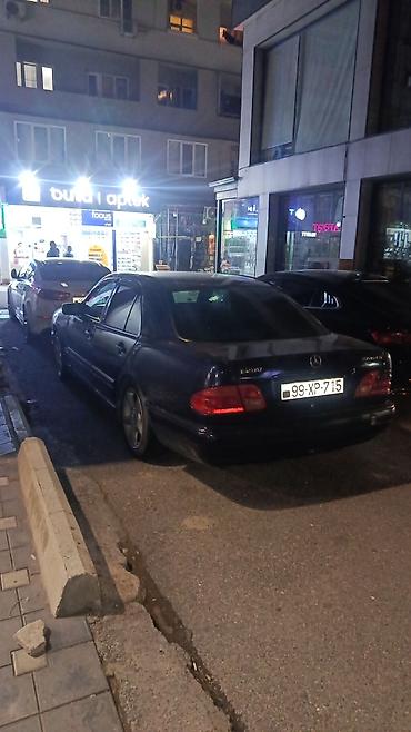 diski mala: Mercedes-Benz E-Class (W210) sedan - Korpus: 4 qapılı sedan, tünd göy — 3