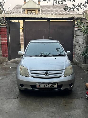 купить авто до 4000 долларов: Toyota ist: 2003 г., 1.3 л, Автомат, Бензин