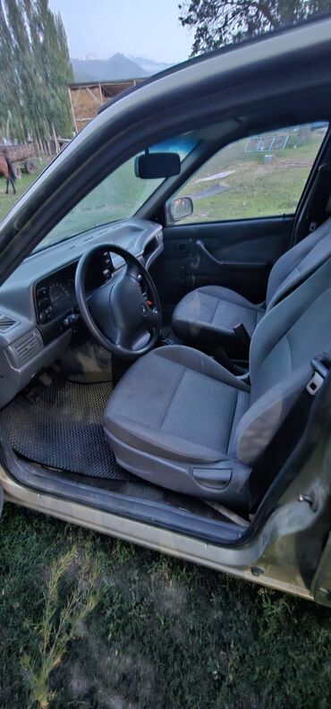 хово машина: Daewoo Nexia: 2006 г., 1.5 л, Механика, Бензин, Седан