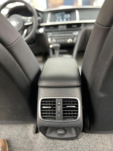 Kia: Kia K5: 2019 г., 2 л, Бензин — 14