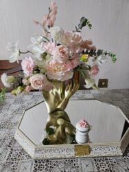 xonc: Xonca satilir teptezedir cemi 1 defe heride aparilib yer tutur deye