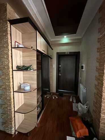 купить дом в александровке: 3 комнаты, 88 м², Элитка, 9 этаж, Косметический ремонт