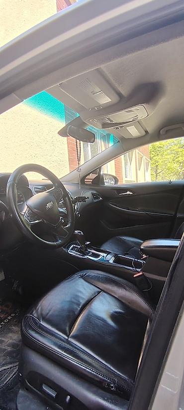cruz dice: Chevrolet Cruze RS sedan - Korpus: gümüşü rəng, aerodinamik RS — 4