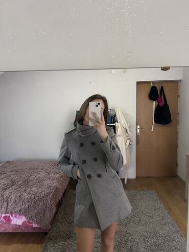 ženske zimske jakne novi sad: M (EU 38), Jednobojni, Sa postavom