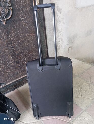 İdman çantaları: Idman üçün təkərli sumkalar satılır 3 ədəddir yekə sumkadir əla — 5