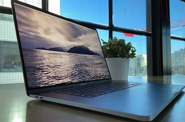 Ноутбуки, компьютеры: MacBook Pro 15 intel core i9 2018