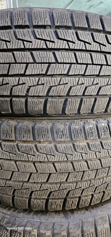 Шины: Шины 215 / 45 / R 17, Зима, Б/у, Пара, Легковые, Япония, Bridgestone