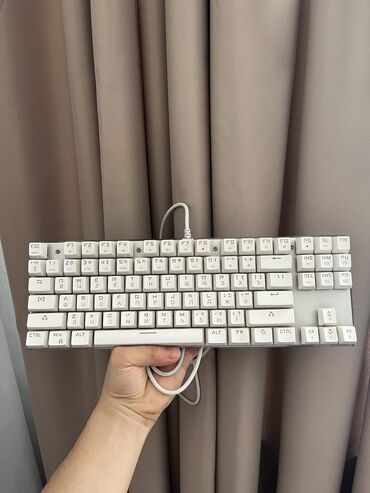 клавиатура маленькая: Продаю оригинальную механическую клавиатуру Motospeed K87S Пользовался