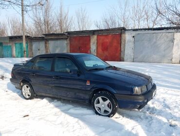 Volkswagen: Volkswagen Passat: 1992 г., 2 л, Механика, Бензин, Седан