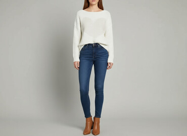 Swetry: Sweter damski, rozmiar S
