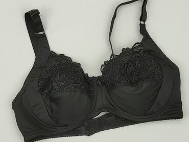 Bras: Bra, 90E, condition - Very good