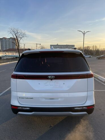 Kia: Kia Carnival: 2020 г., 2.2 л, Автомат, Дизель, Минивэн — 4