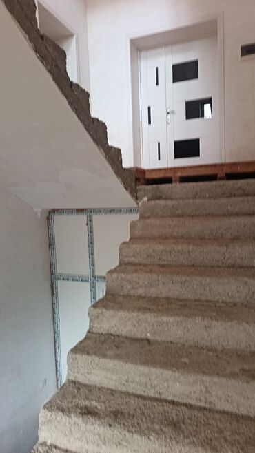 Həyət evləri və villaların satışı: 6 otaqlı, 400 kv. m, Kredit yoxdur, Orta təmir — 18