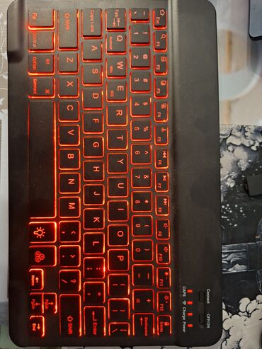 Klaviaturalar: WIERLESS KEYBOARD VƏ MOUSE SETİ. Setin daxilinə klaviatura, mouse — 10