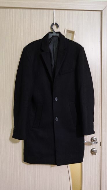 podushka h: Пальто 46 размер б/у мужская состояние отличное
