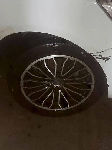 keci qiymeti: Disk təkər satılır. r17 245 45. 8bolt (universal) çox maşına gedir — 2