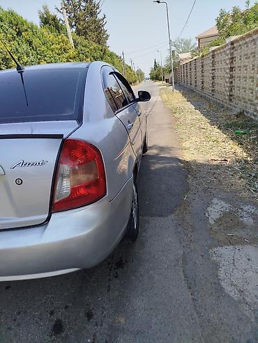 retro masin satilir: Salam Hunday aksent 2010 mator 1.4 bezin tecılı satılır — 10