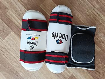 dəmir əlcək: Taekvondo üçün ayaq qoruyucuları – Daedo (WTF təsdiqli) S razmer — 1