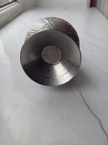 dekor satisi: Bir vaza, Metal — 2
