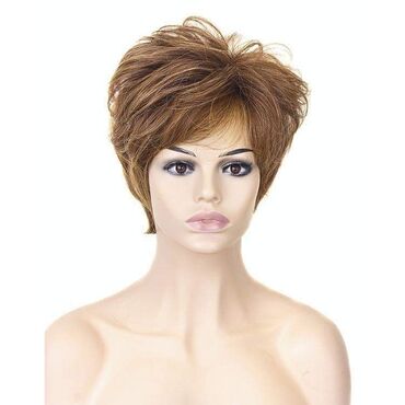 Perike i klipse: Perika
Cena 3200 din — 29