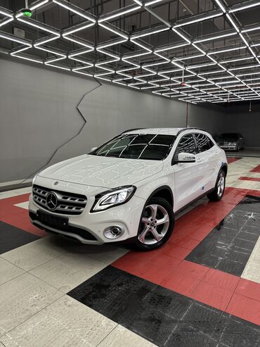 Mercedes-Benz: Mercedes-Benz GLA-class: 2019 г., 0.2 л, Автомат, Бензин, Кроссовер