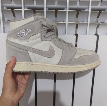 Эркектердин кроссовкасы, 41, Air Jordan, Жаңы, түсү - Боз, Акысыз жеткирүү