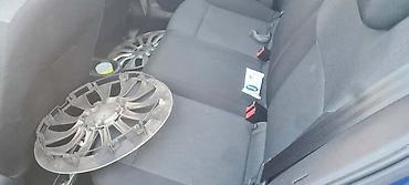 ford escort: ŠKODA RAPID 1.6 TD 2017. GOD. - KOMPLETAN AUTO U DELOVIMA - DELOVI — 3
