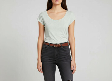 attack on titan koszulki: H&M Divided, Women`s T-shirt, size L