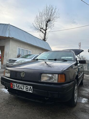 арзан машине: Volkswagen Passat: 1991 г., 1.8 л, Механика, Бензин, Универсал