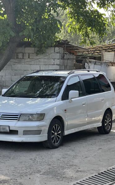 Mitsubishi: Mitsubishi Chariot: 1998 г., 2.4 л, Автомат, Бензин, Минивэн