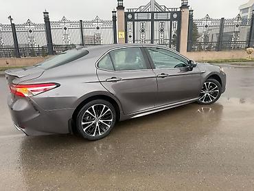 Toyota: Toyota Camry: 2020 г., 2.5 л, Вариатор, Гибрид, Седан — 3