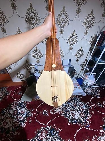 Гитары: Комуз…Өтө эмгекти мээнети талап кылган Үч кылдуу кыргыздын салттуу — 18