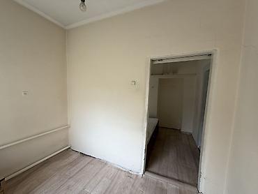 Продажа коттеджей и домов: Срочно продается полдома 68 квадрат газканализация вода, свет at lalafo.kg — 9 Продажа коттеджей и домов: Срочно продается полдома 68 квадрат газканализация вода, свет — 9