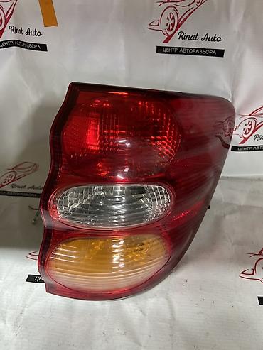 sequia: Toyota sequoia год 1999-04 задний наружный фонарь правая сторона — 1