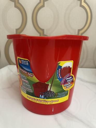 Чакалар: Красное пластиковое ведро для уборки Titiz Plastik. - Объем: 16 л — 4